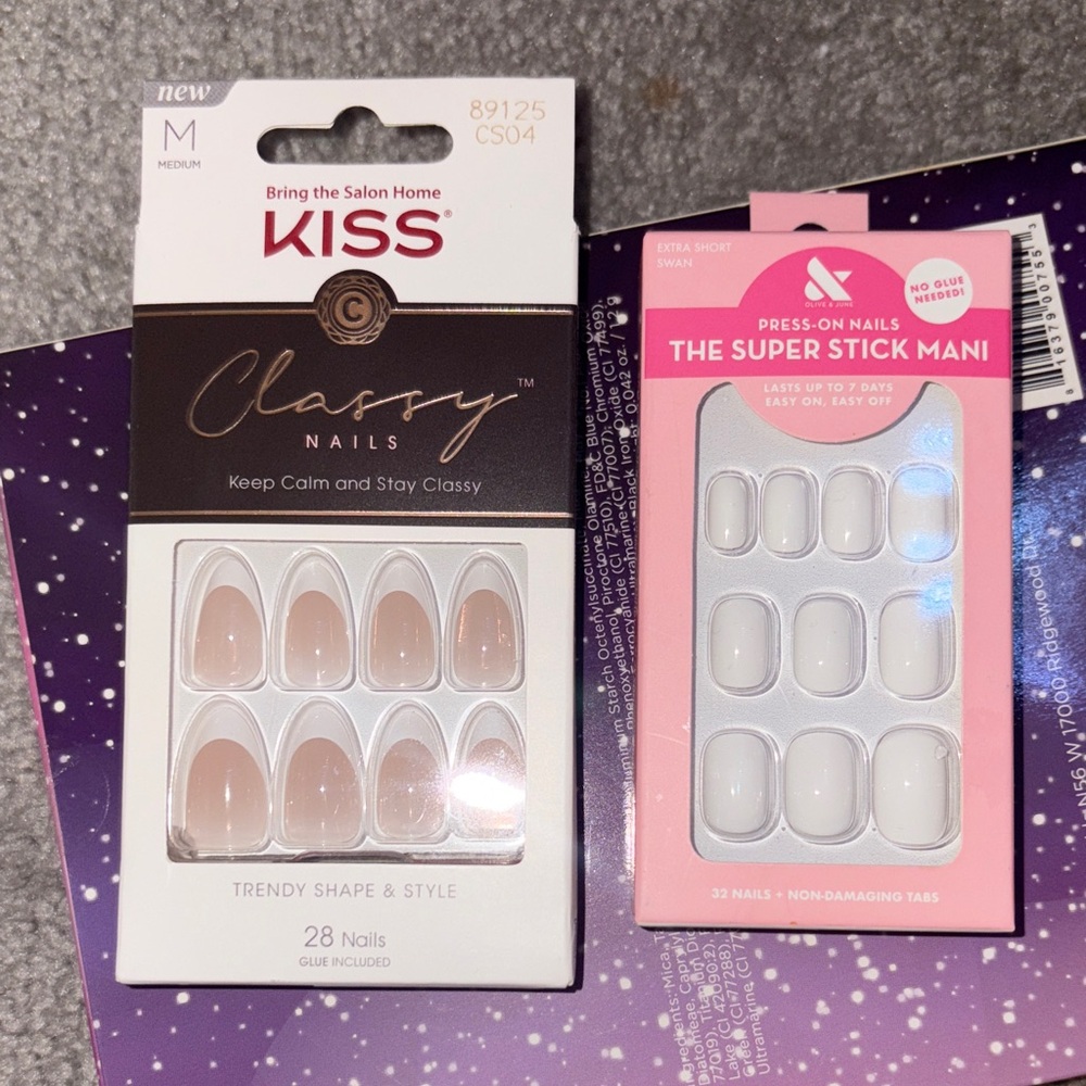 Sealed, never opened KISS Nude and White Press-On Nails (price is for both)